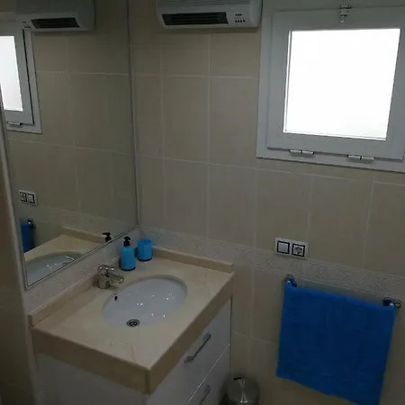 Apartamento Primera Linea De Playa Marina Apartment Benidorm